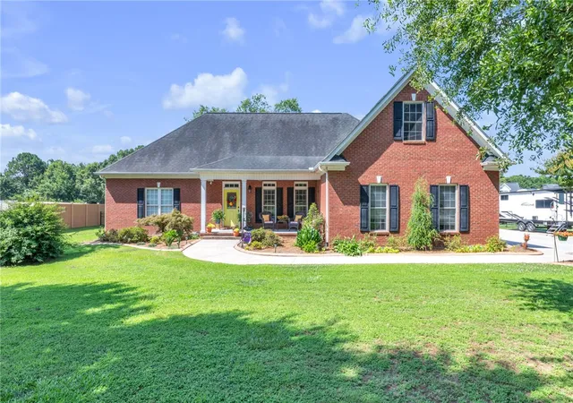 Photo 1 of Single family home for sale at 648 Mountain View, Williamston, SC 29697 | MLS# 20303370 | Listing updated on 2026-09-06