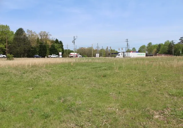4th image of 309 Labonte Dr, Piedmont, SC 29673 | MLS# 20303432