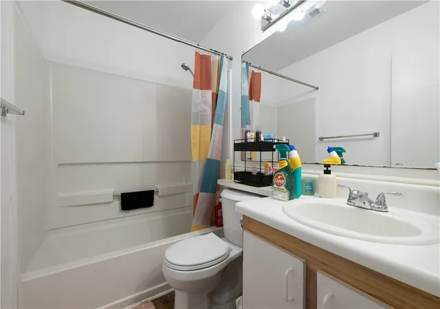 Listing Photo 2 - Condo for sale in building located at 102 Calhoun St, Clemson, SC 29631 - Unit #112
