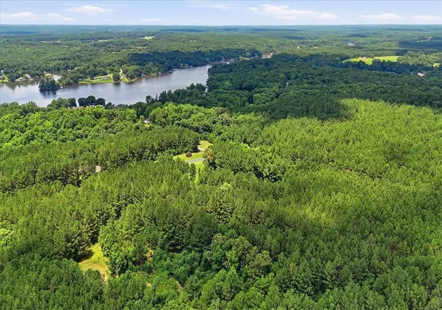 10th image of 31 Waterside Point, Abbeville, SC 29620 | MLS# 20303446