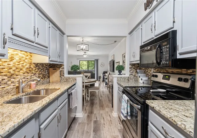 Listing Photo 5 - Condo for sale in building located at 32 Harbor Gate, Anderson, SC 29625