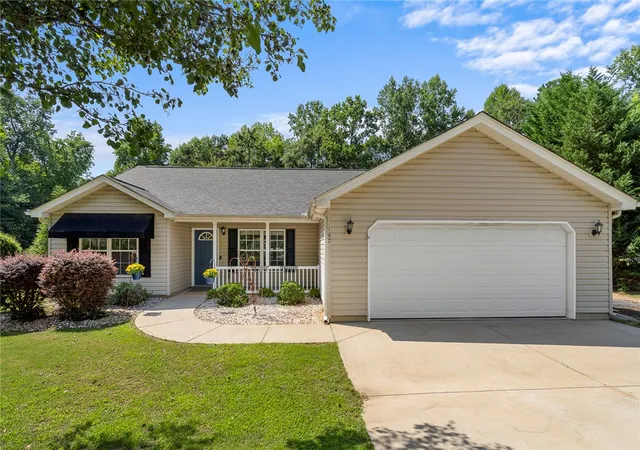 Photo 2 of Single family home for sale at 167 Mediterranean Ave, Anderson, SC 29621 | MLS# 20303483 | Listing updated on 2026-09-08