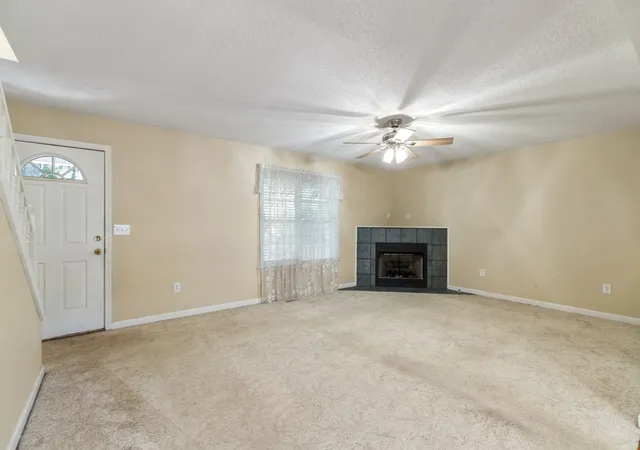 Photo 4 of Single family home for sale at 2000 Ridgeview Ln, Seneca, SC 29678 | MLS# 20303478 | Listing updated on 2026-08-01