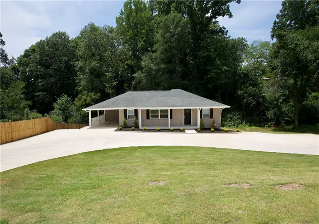 Homes for sale in Clemson, SC | 317 Pendleton Rd, Clemson, SC 29631 | MLS# 20303511