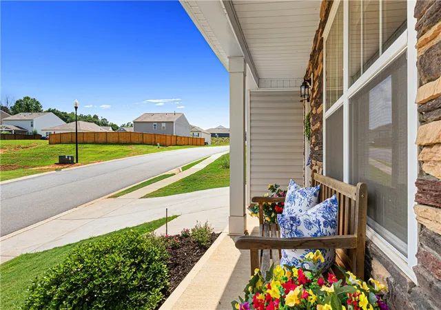 3rd image of 207 Ashwood Wy, Easley, SC 29640 | MLS# 20303330