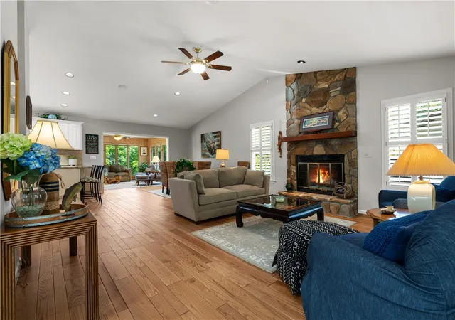 Photo 3 of Single family home for sale at 42 Foremast Dr, Salem, SC 29676 | MLS# 20303514 | Listing updated on 2026-07-13