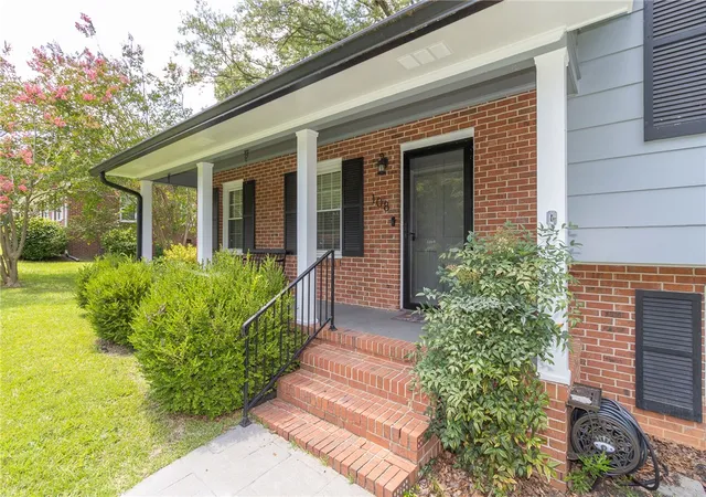 Homes for sale in Belton, SC | 108 Briarwood Dr, Belton, SC 29627 | MLS# 20303149