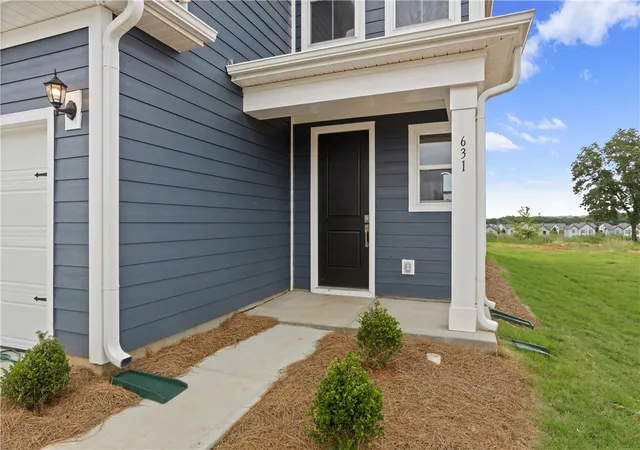 3rd image of 631 Sweetspire Trl #148, Seneca, SC 29678 | MLS# 20303534