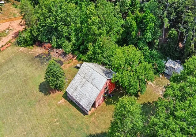 2nd image of 44 Wofford Rd, Taylors, SC 29687 | MLS# 20303554