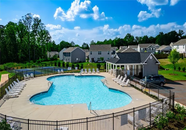 Photo 33 of Single family home for sale at 106 Poplarville Dr, Piedmont, SC 29673 | MLS# 20303037 | Listing updated on 2026-09-16