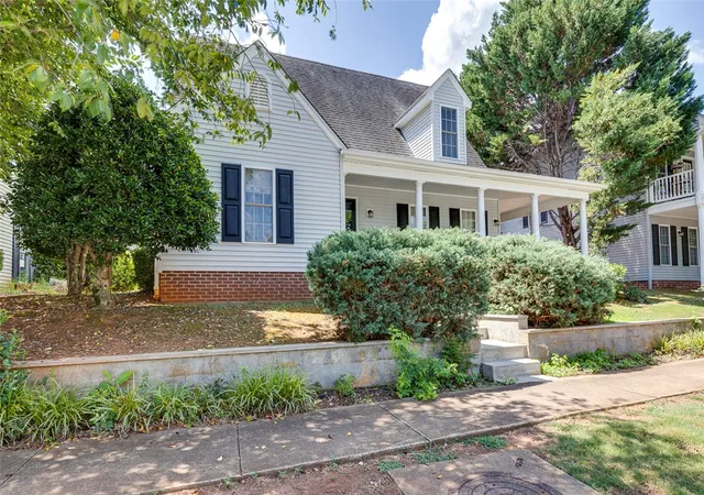 Photo 2 of Single family home for sale at 1010 Meehan Way, Pendleton, SC 29670 | MLS# 20303581 | Listing updated on 2026-09-14