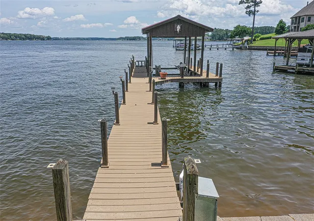Photo 3 of Single family home for sale at 219 Nautical Way, Greenwood, SC 29649 | MLS# 20303600 | Listing updated on 2026-07-07