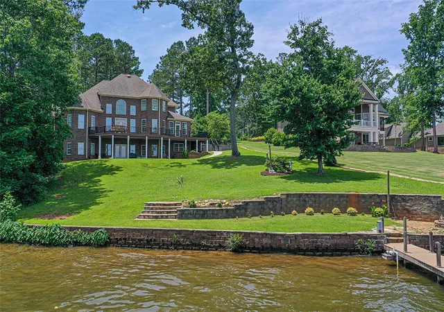 Photo 4 of Single family home for sale at 219 Nautical Way, Greenwood, SC 29649 | MLS# 20303600 | Listing updated on 2026-07-07