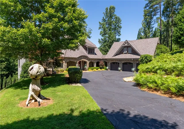 Photo 1 of Single family home for sale at 264 Featherstone Dr, Sunset, SC 29685 | MLS# 20303214 | Listing updated on 2026-09-28