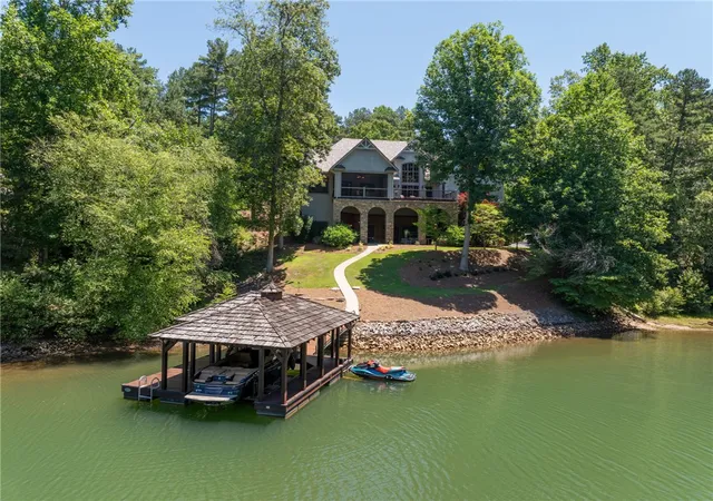 Photo 4 of Single family home for sale at 264 Featherstone Dr, Sunset, SC 29685 | MLS# 20303214 | Listing updated on 2026-09-28