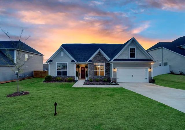 1st image of 142 Juniper Hill Dr, Easley, SC 29642 | MLS# 20303653
