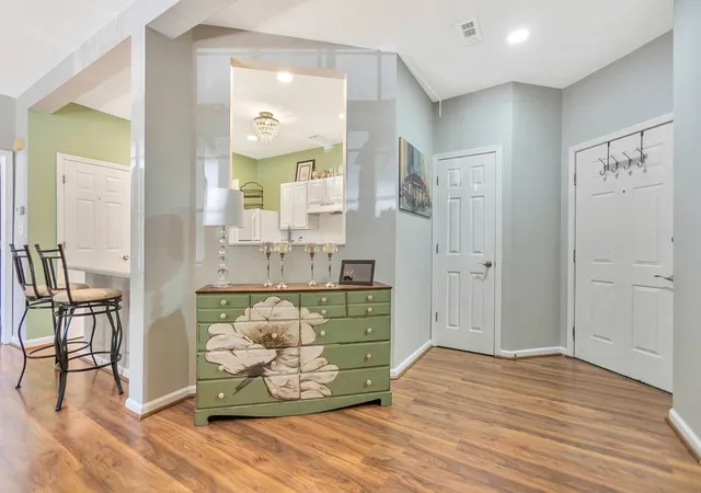 Listing Photo 4 - Condo for sale in building located at 160 Wexford Dr, Anderson, SC 29621 - Unit #202
