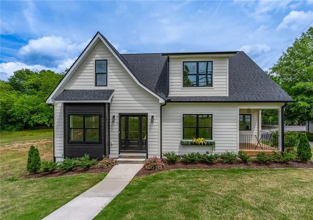 2nd image of 710 N Main St, Greer, SC 29651 | MLS# 20303637