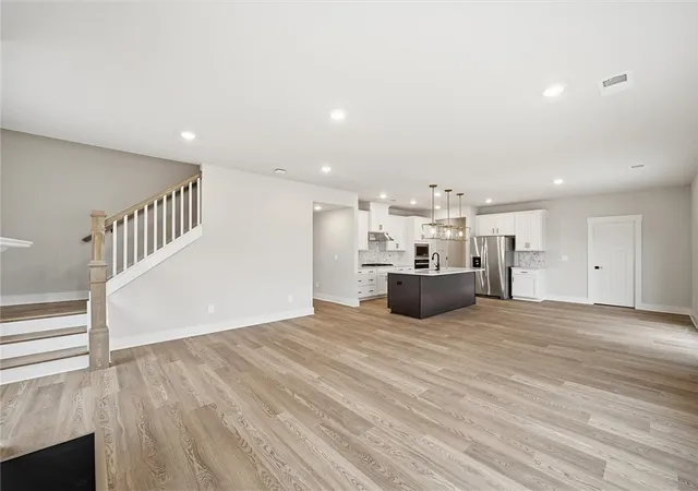 image of 243 Abraham Wy, Boiling Springs, SC 29316 | MLS# 20303550