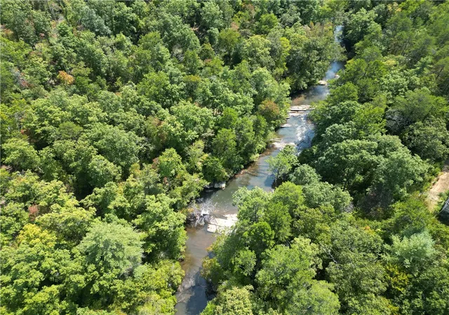Photo 2 of Sale Pending at 135 Crowes Dr, Walhalla, SC 29691 | MLS# 20303706 | Listing updated on 2026-09-11