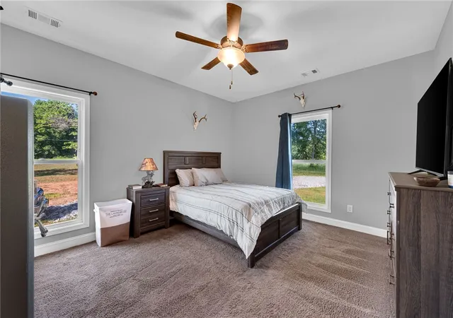Photo 3 of Single family home for sale at 664 Debra Dr, Westminster, SC 29693 | MLS# 20303639 | Listing updated on 2026-07-30
