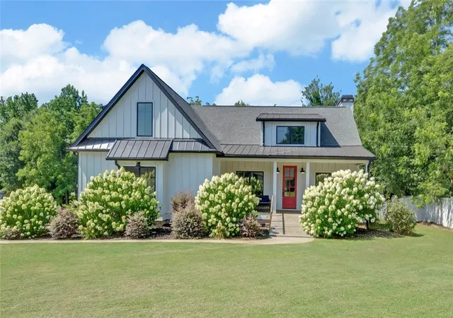 1st image of 24 Brookhaven Wy, Bowersville, GA 30516 | MLS# 20303747