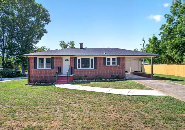 1st image of 616 Anderson St, Piedmont, SC 29673 | MLS# 20303634