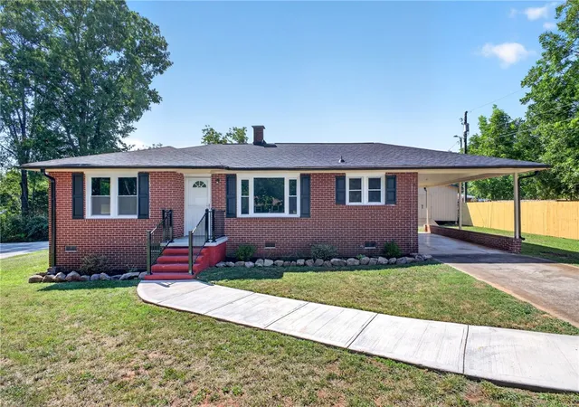 26th image of 616 Anderson St, Piedmont, SC 29673 | MLS# 20303634