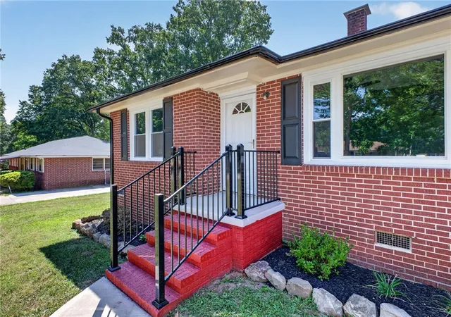 2nd image of 616 Anderson St, Piedmont, SC 29673 | MLS# 20303634
