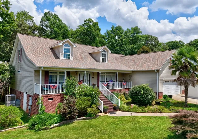 1st image of 120 Lillie Marie Dr, Piedmont, SC 29673 | MLS# 20303760