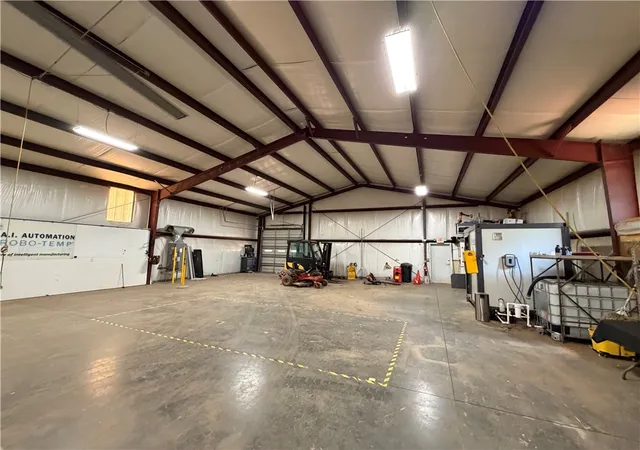 4th image of 993 Barton Rd, Landrum, SC 29356 | MLS# 20303762