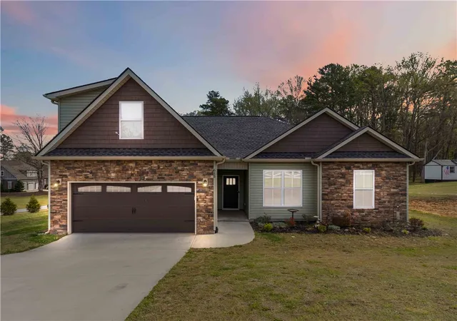 Photo 1 of Single family home for sale at 615 Spearman Rd, Pelzer, SC 29669 | MLS# 20303712 | Listing updated on 2026-09-02