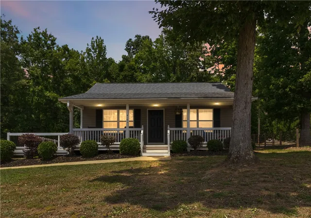 18th image of 4141 Cross Anchor Rd, Enoree, SC 29335 | MLS# 20303773