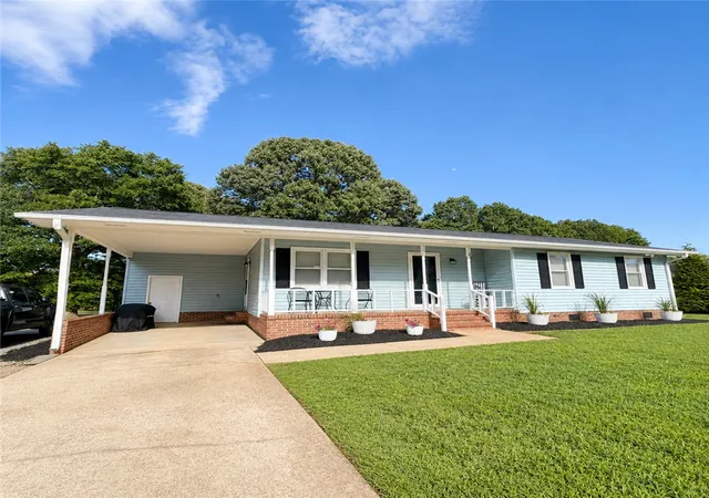 Single family home for sale at 5618 N 187 Highway, Anderson, SC 29625 | MLS# 20303777 | Listing updated on 2026-08-04