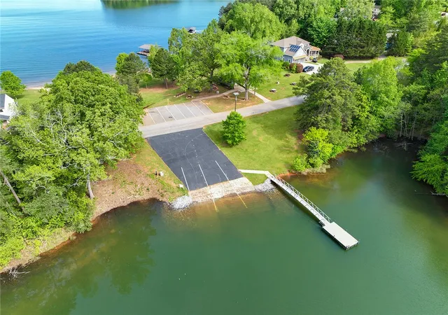 5th image of 135 Tulip Ln, Westminster, SC 29693 | MLS# 20303801