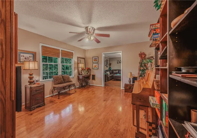 5th image of 2001 Ridgeview Ln, Seneca, SC 29678 | MLS# 20303595