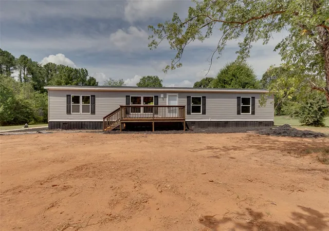Photo 4 of Sale Pending at 105 Othelia Dr, Belton, SC 29627 | MLS# 20303813 | Listing updated on 2026-10-12