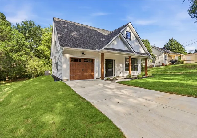 2nd image of 10 N Azalea St, Liberty, SC 29657 | MLS# 20303815