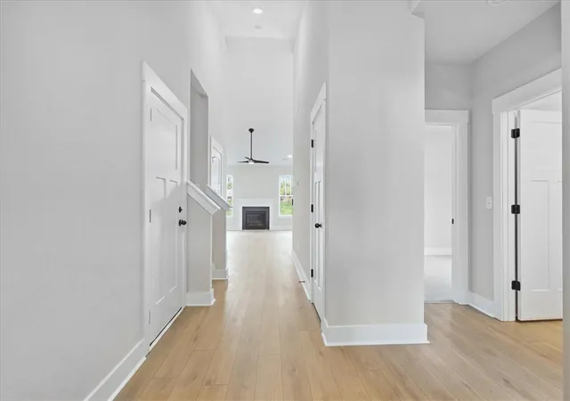 Photo 3 of Single family home for sale at 18 Long Branch Ct, Anderson, SC 29621 | MLS# 20303830 | Listing updated on 2026-09-23