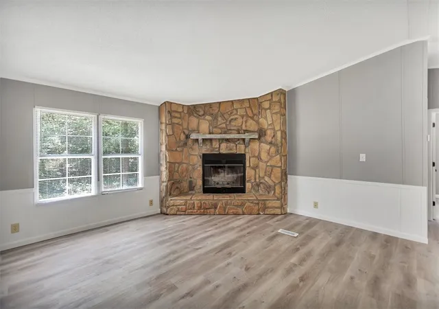 Photo 4 of Manufactured home for sale at 843 Walker Rd, Pendleton, SC 29670 | MLS# 20303800 | Listing updated on 2026-07-29