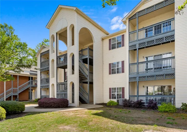 Condo for sale at 151 Wexford Dr #205, Anderson, SC 29621 | MLS# 20303832