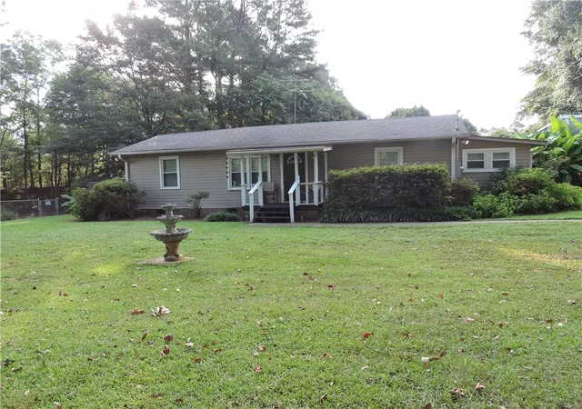2nd image of 1901 Hattons Frd Rd, Townville, SC 29689 | MLS# 20303852