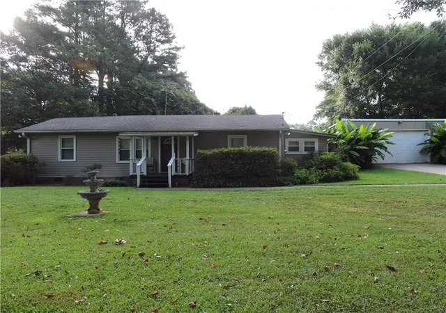 3rd image of 1901 Hattons Frd Rd, Townville, SC 29689 | MLS# 20303852