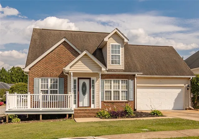 3rd image of 301 Stallion Rd, Greenville, SC 29617 | MLS# 20303870