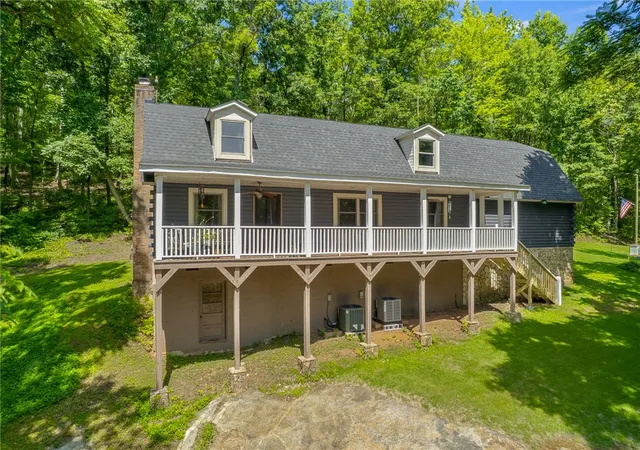 1st image of 211 Narrow Wy, Travelers Rest, SC 29690 | MLS# 20303880