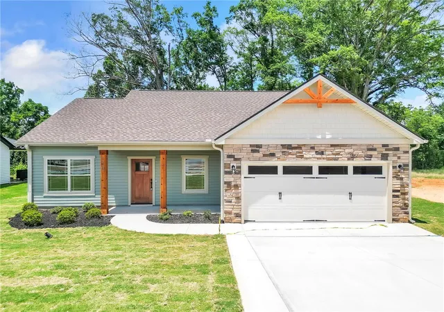 1st image of 110 Saluda St, Belton, SC 29627 | MLS# 20303904