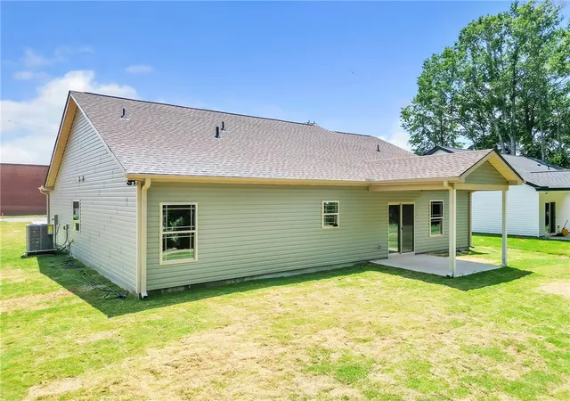 25th image of 110 Saluda St, Belton, SC 29627 | MLS# 20303904