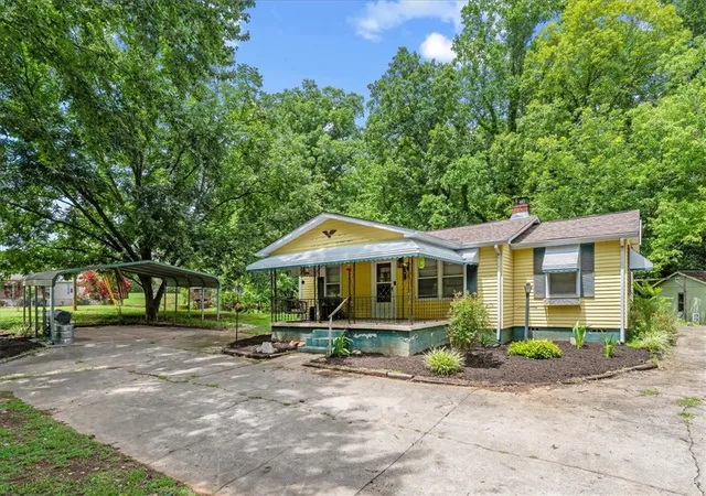 2nd image of 115 Tyler Dr, Salem, SC 29676 | MLS# 20303875
