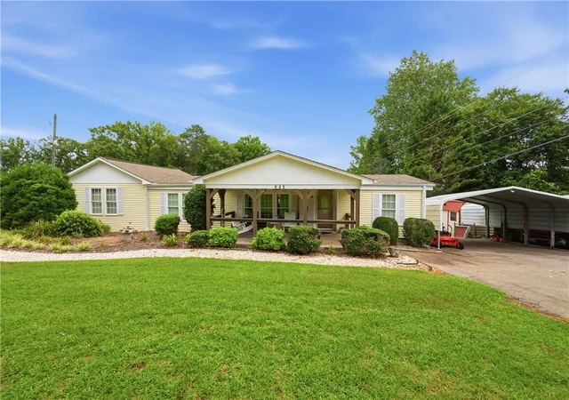 1st image of 942 Chambers Hill Rd, Seneca, SC 29672 | MLS# 20303882