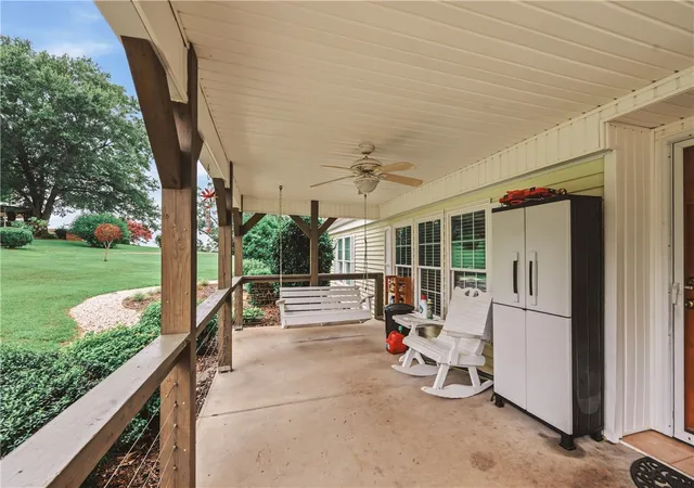 3rd image of 942 Chambers Hill Rd, Seneca, SC 29672 | MLS# 20303882